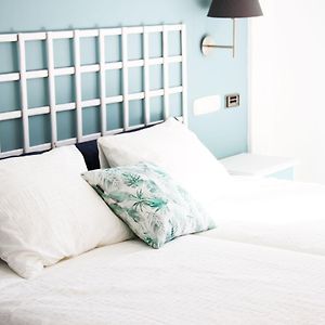 Habitación con 2 Camas Individuales
